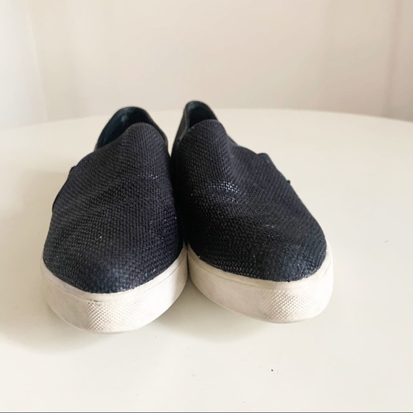 VINCE Blair Perforated Leather Slip-On Sneakers Women’s Size 6 - Picture 7 of 11